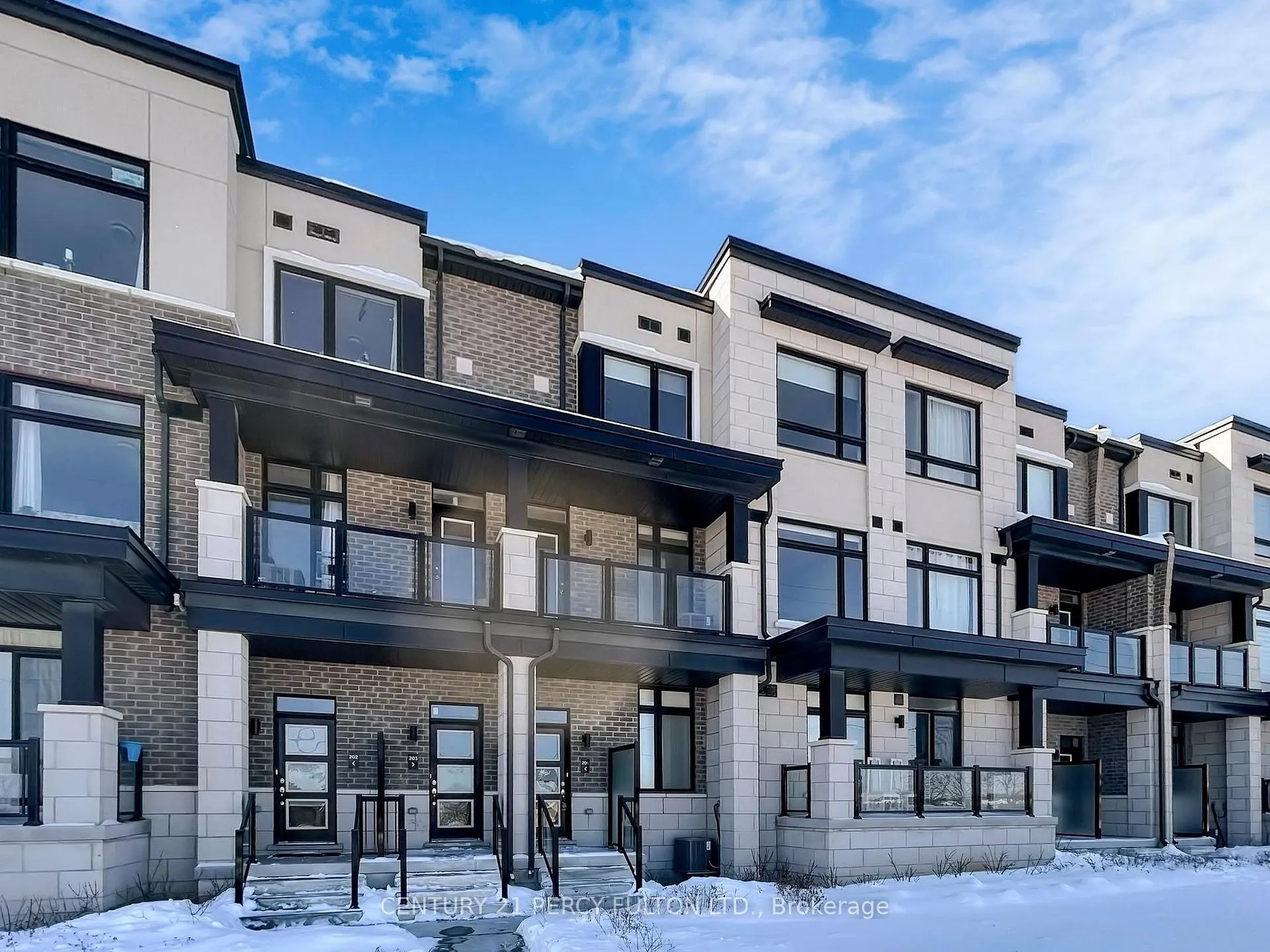 Photo 3 of Unit 206, 2550 Castlegate Crossing, Pickering, Duffin Heights — HOMEH
