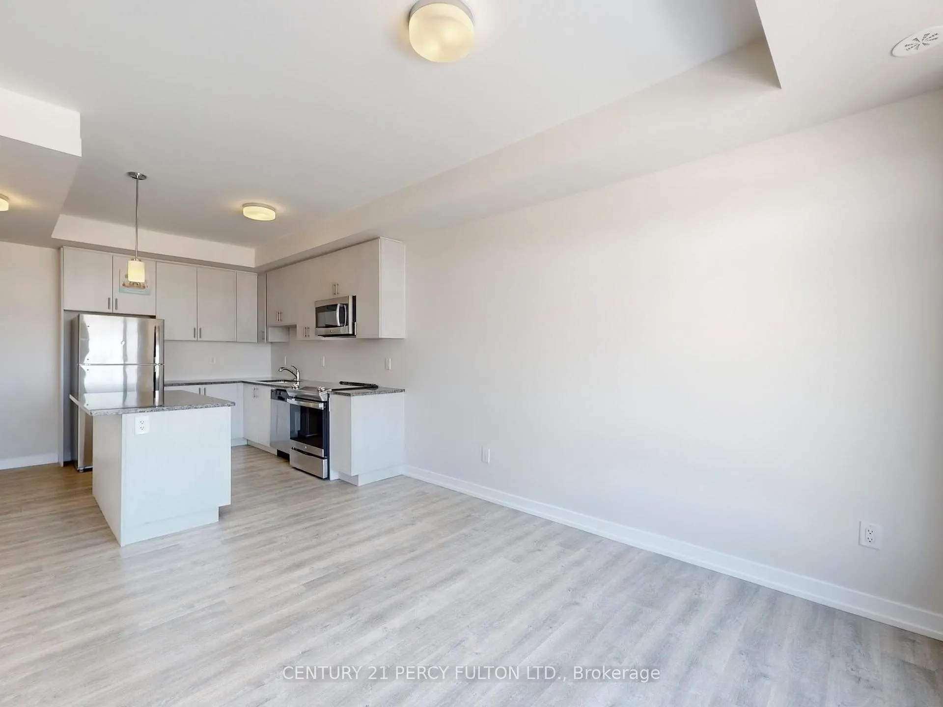Photo 11 of Unit 206, 2550 Castlegate Crossing, Pickering, Duffin Heights — HOMEH