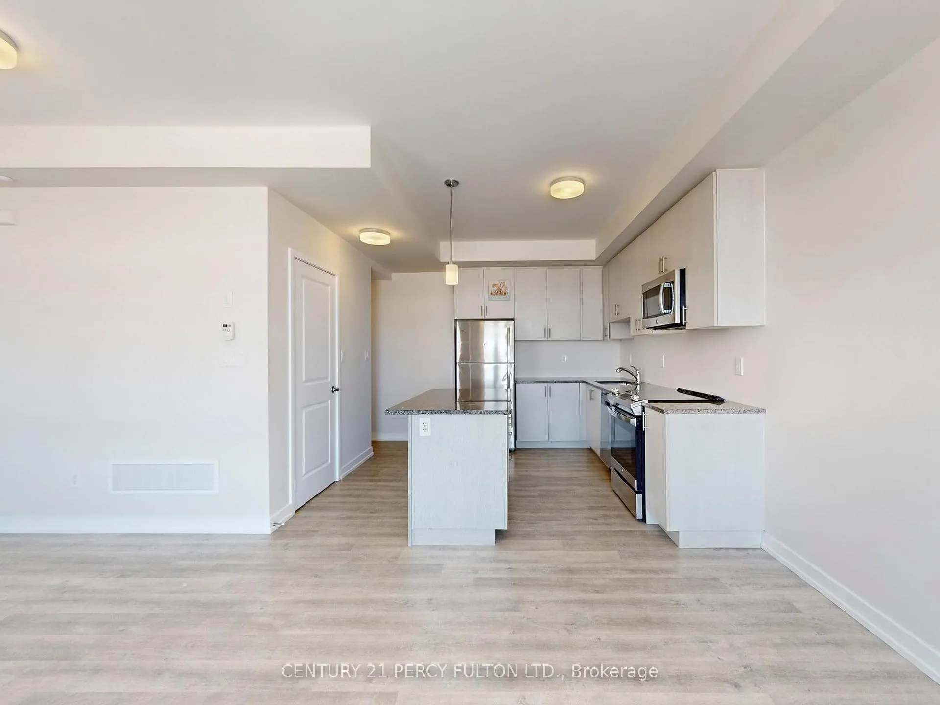Photo 12 of Unit 206, 2550 Castlegate Crossing, Pickering, Duffin Heights — HOMEH