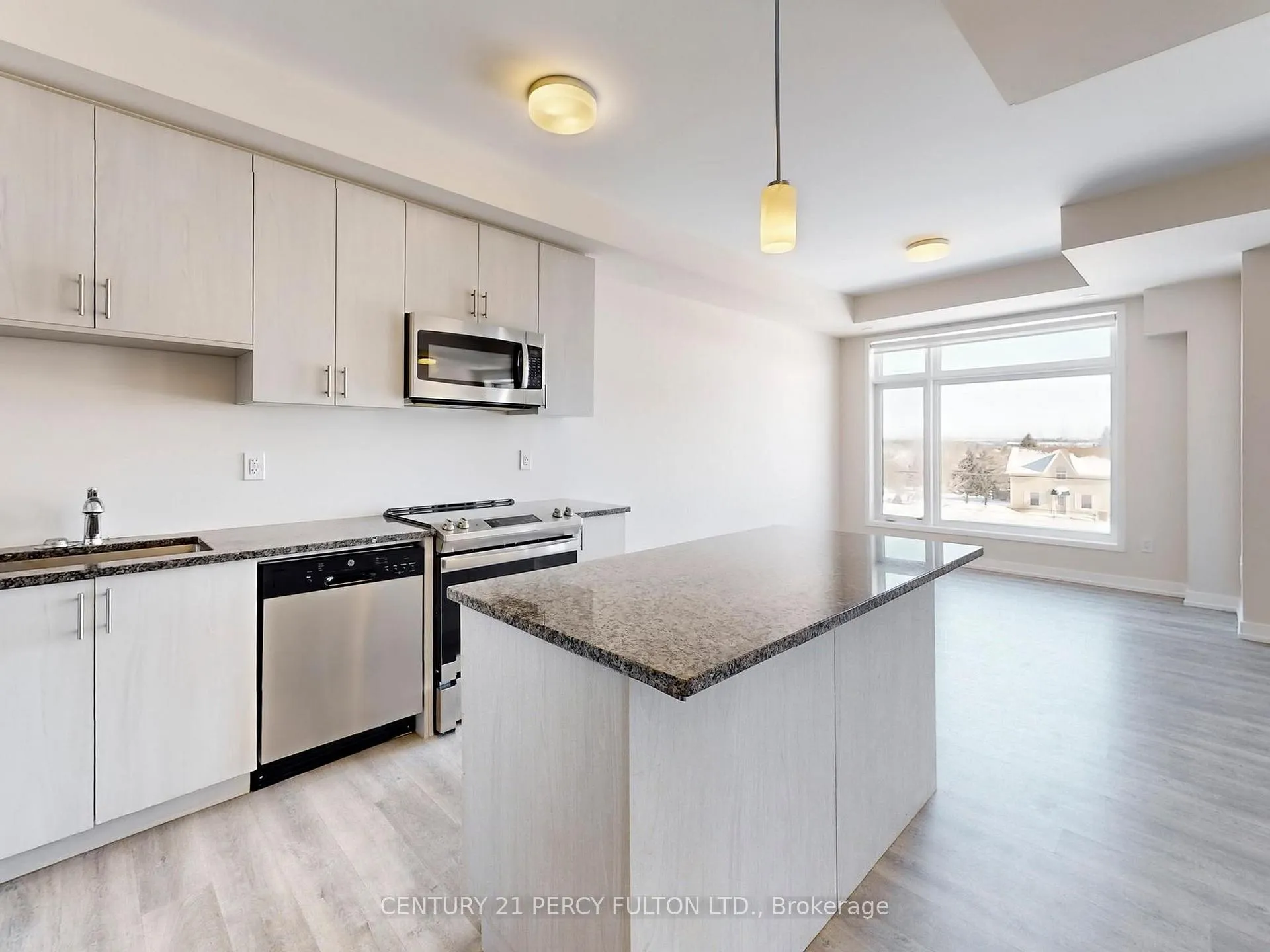 Photo 13 of Unit 206, 2550 Castlegate Crossing, Pickering, Duffin Heights — HOMEH