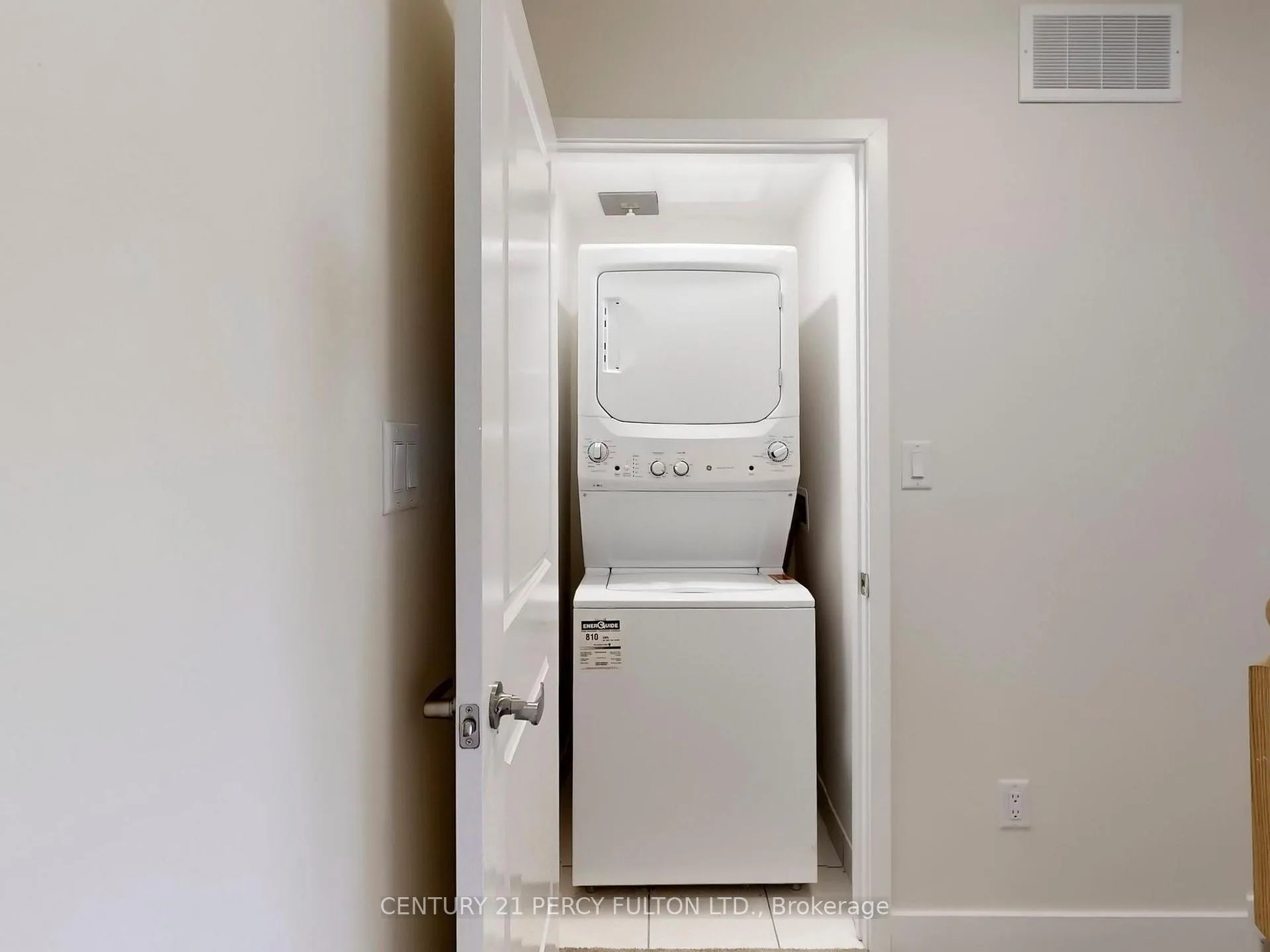 Photo 40 of Unit 206, 2550 Castlegate Crossing, Pickering, Duffin Heights — HOMEH