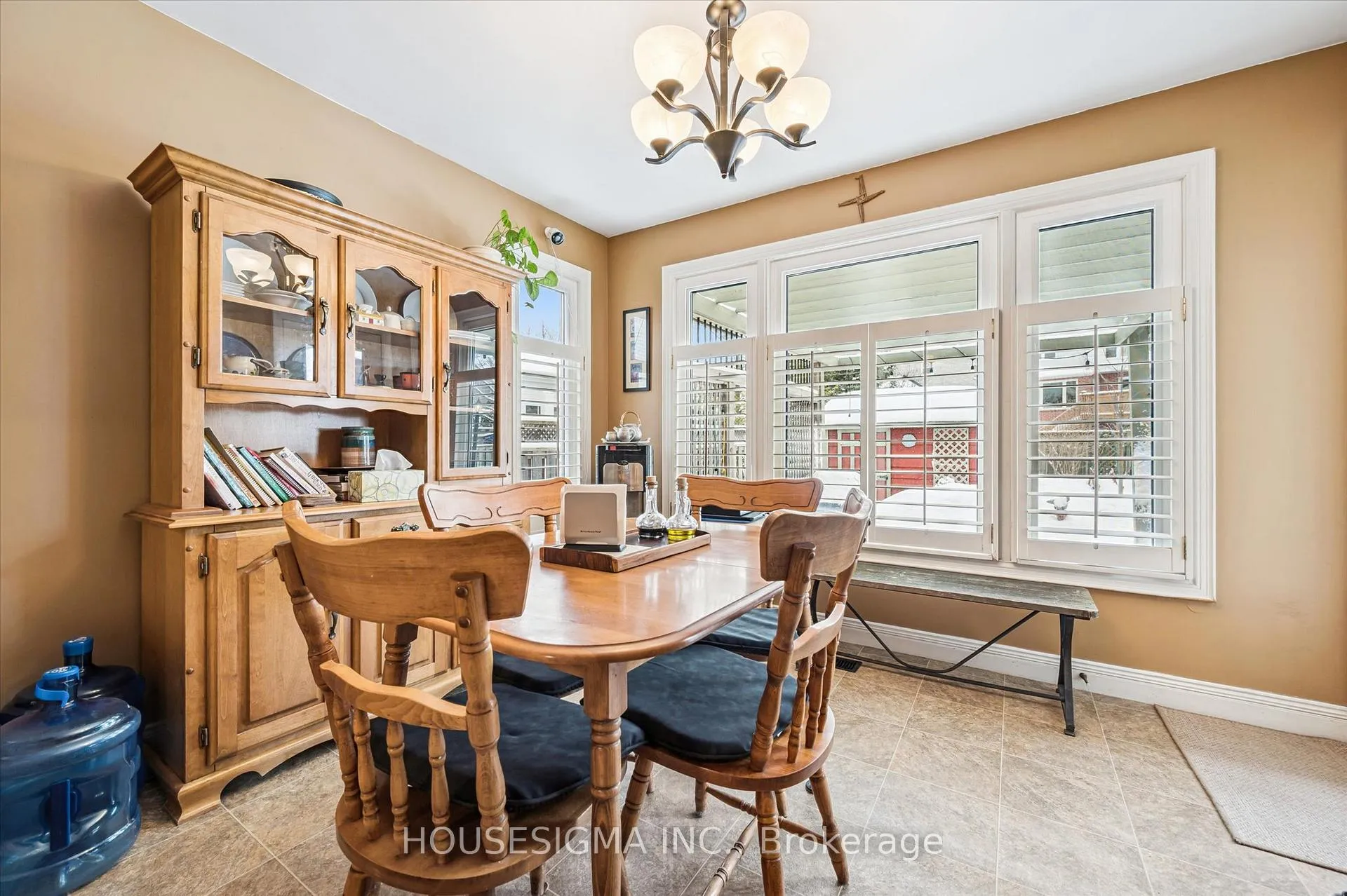 Photo 15 of 25 Lynnvalley Crescent, Kitchener — HOMEH
