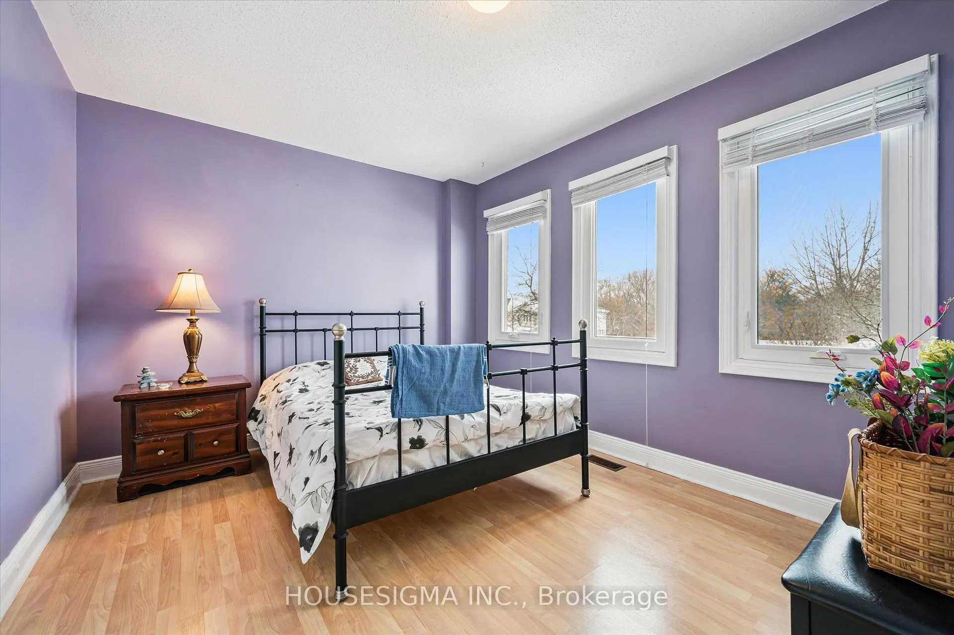 Photo 20 of 25 Lynnvalley Crescent, Kitchener — HOMEH