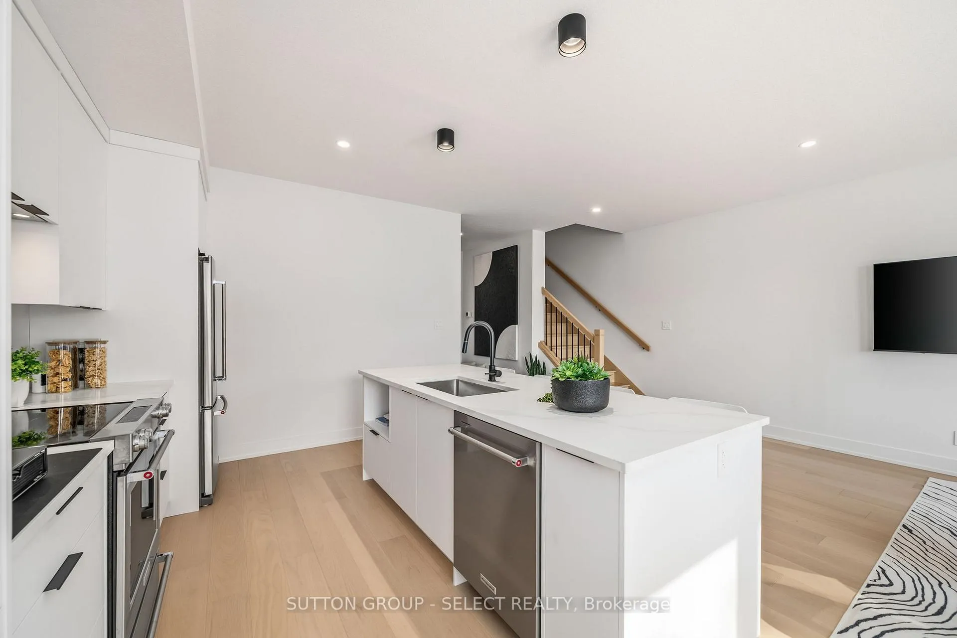 Photo 27 of 60-1175 Riverbend Road, London, South B — HOMEH