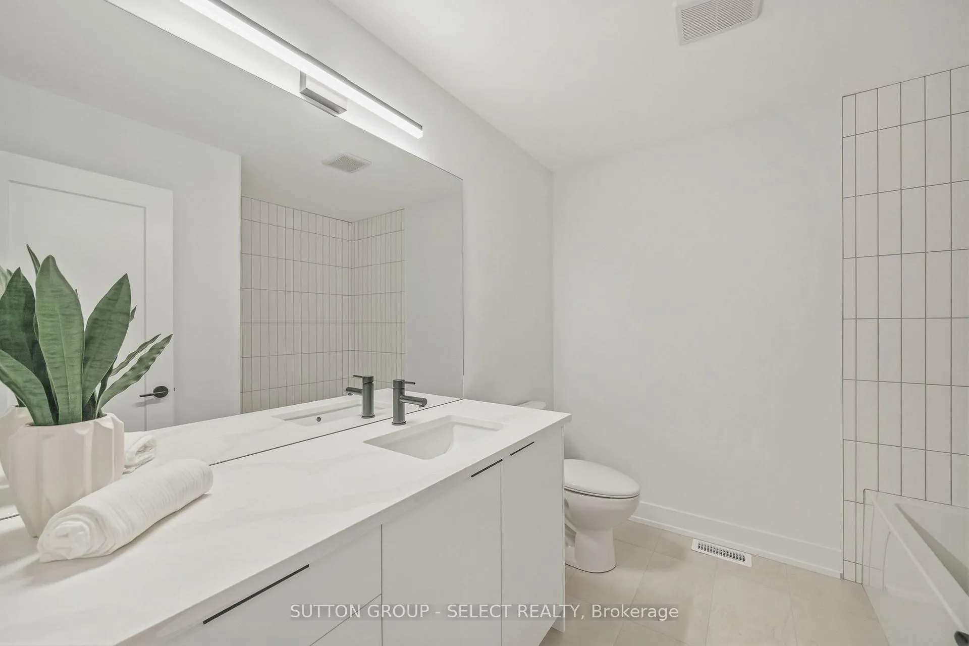 Photo 34 of 60-1175 Riverbend Road, London, South B — HOMEH