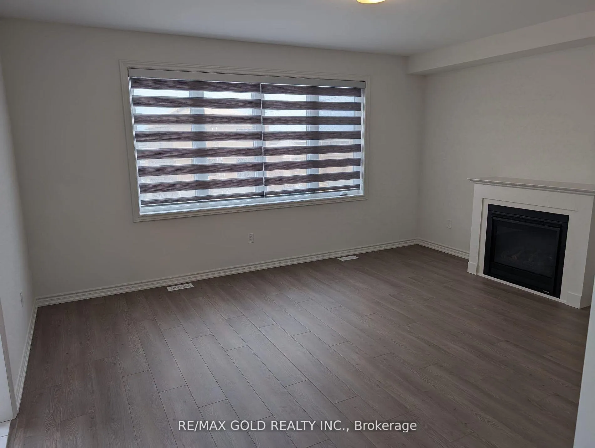 Photo 3 of 1098 Denton Drive, Cobourg — HOMEH