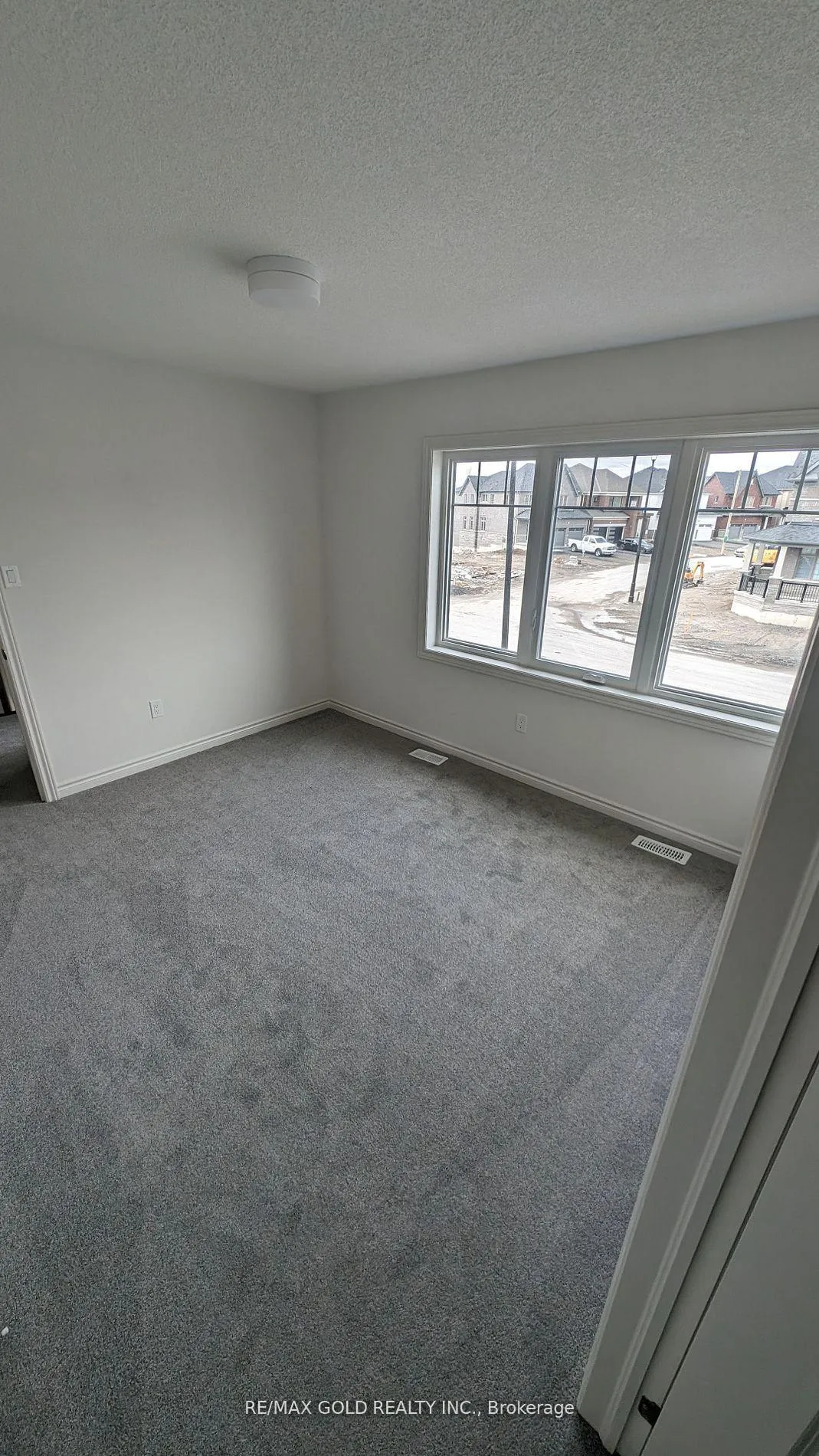 Photo 20 of 1098 Denton Drive, Cobourg — HOMEH