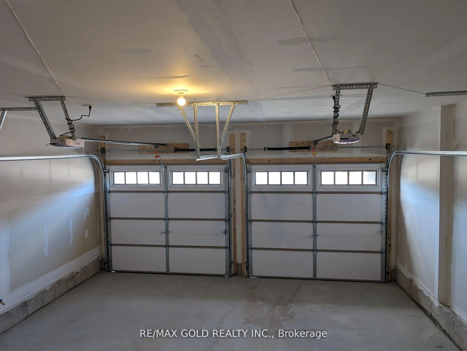 Photo 26 of 1098 Denton Drive, Cobourg — HOMEH