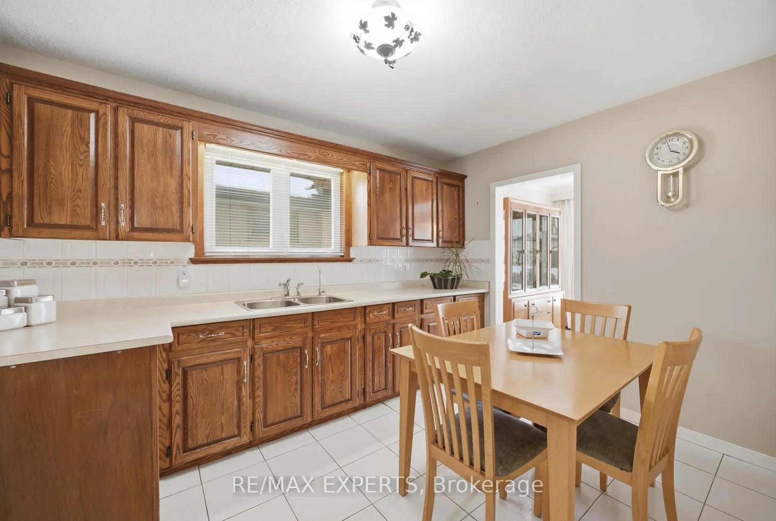 Photo 16 of 359 The Westway, Etobicoke, Willowridge-Martingrove-Richview — HOMEH