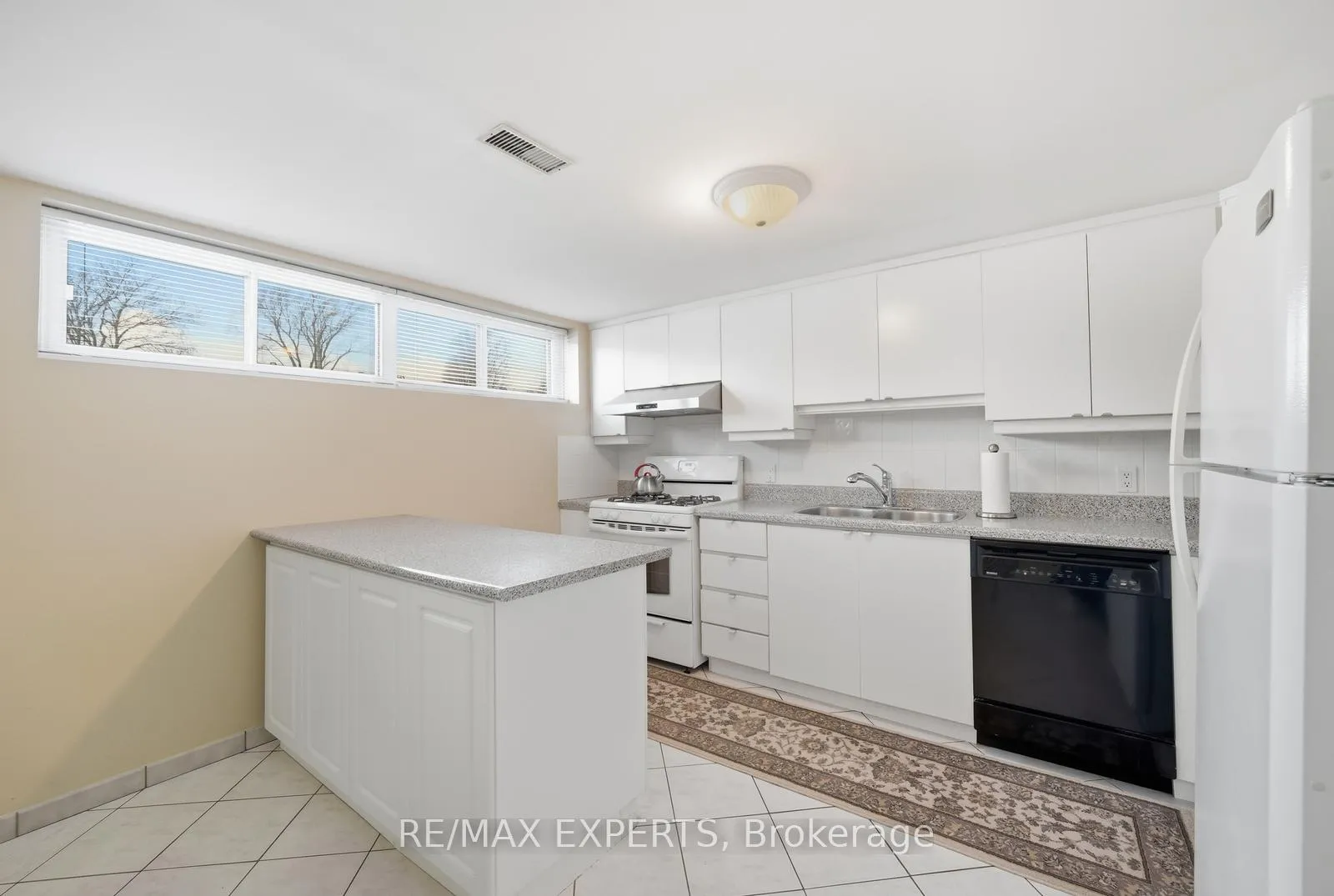 Photo 34 of 359 The Westway, Etobicoke, Willowridge-Martingrove-Richview — HOMEH
