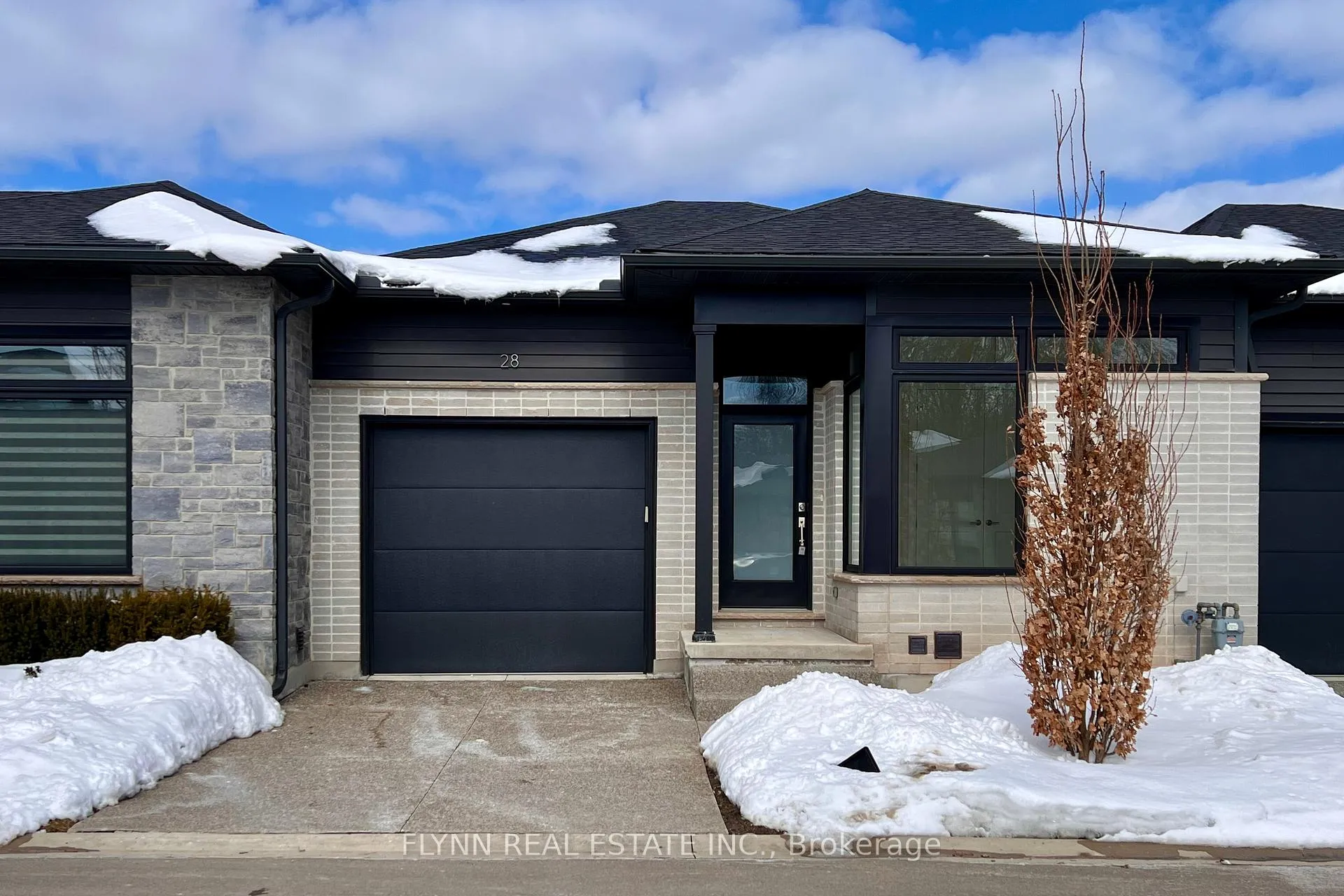 Photo 1 of Unit 28, 9150 Willoughby Drive, Niagara Falls, Chippawa — HOMEH