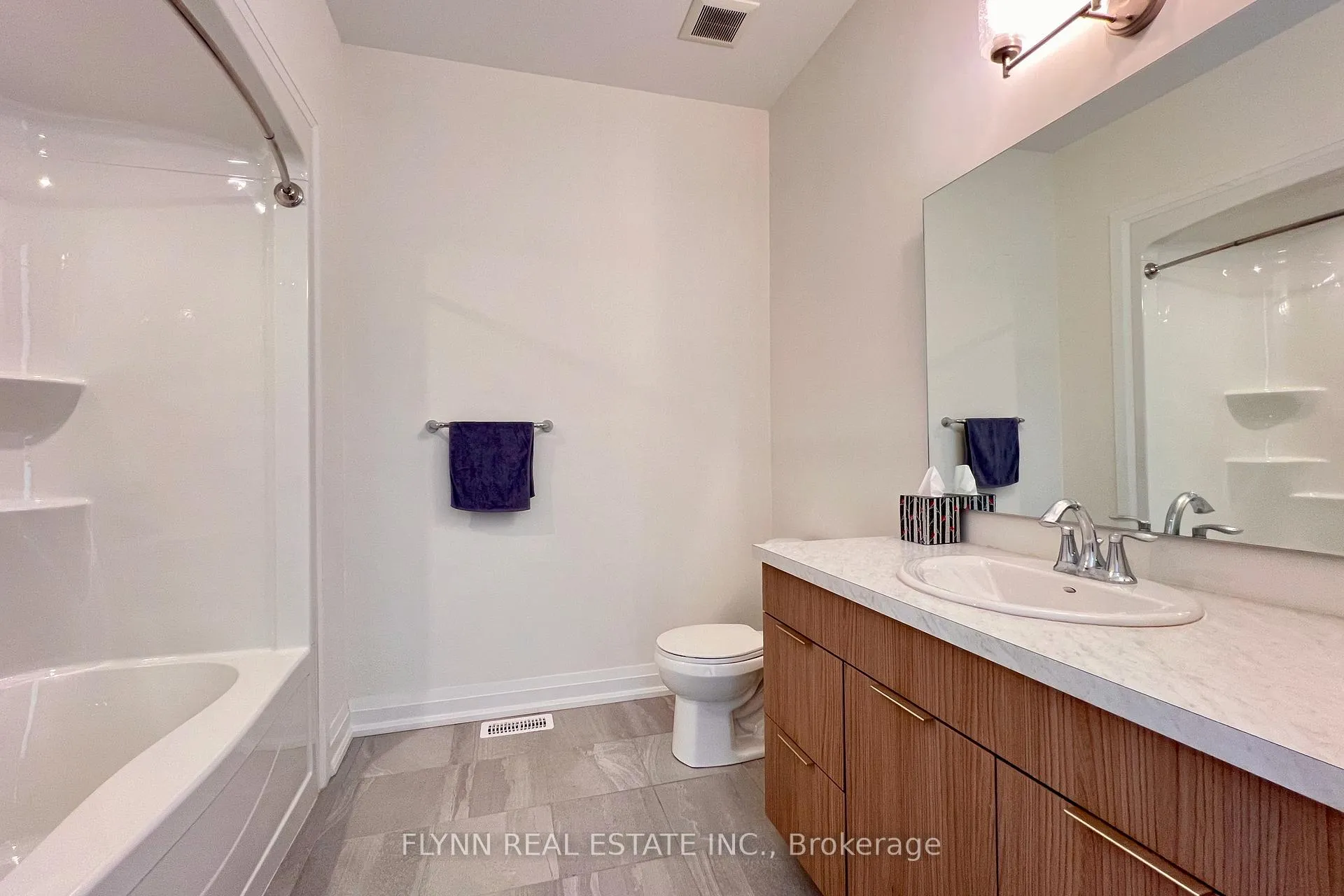 Photo 9 of Unit 28, 9150 Willoughby Drive, Niagara Falls, Chippawa — HOMEH