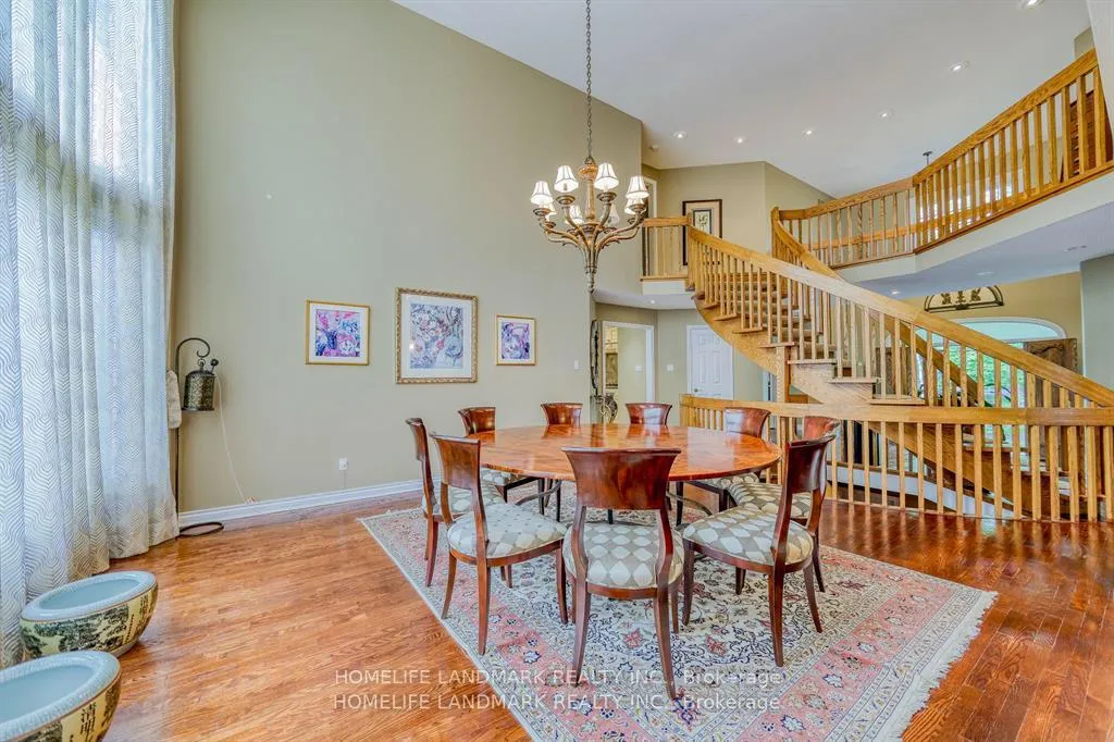 Photo 3 of 10 Prescott Court, Markham, Bayview Glen — HOMEH