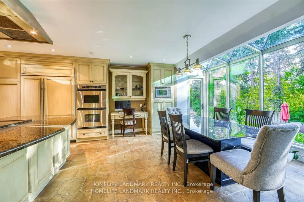 Photo 7 of 10 Prescott Court, Markham, Bayview Glen — HOMEH