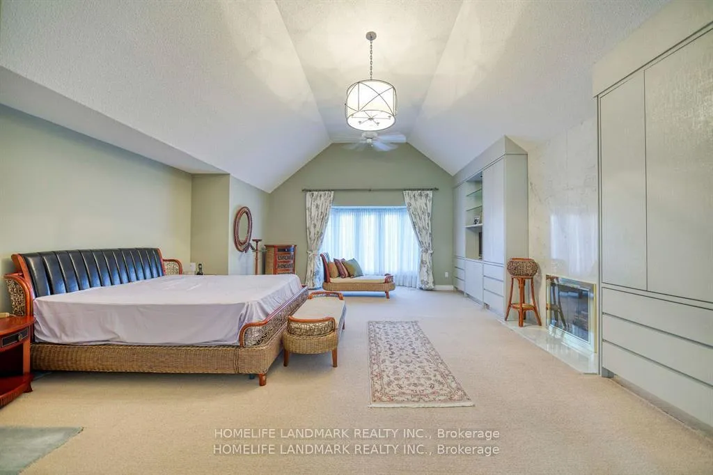 Photo 10 of 10 Prescott Court, Markham, Bayview Glen — HOMEH