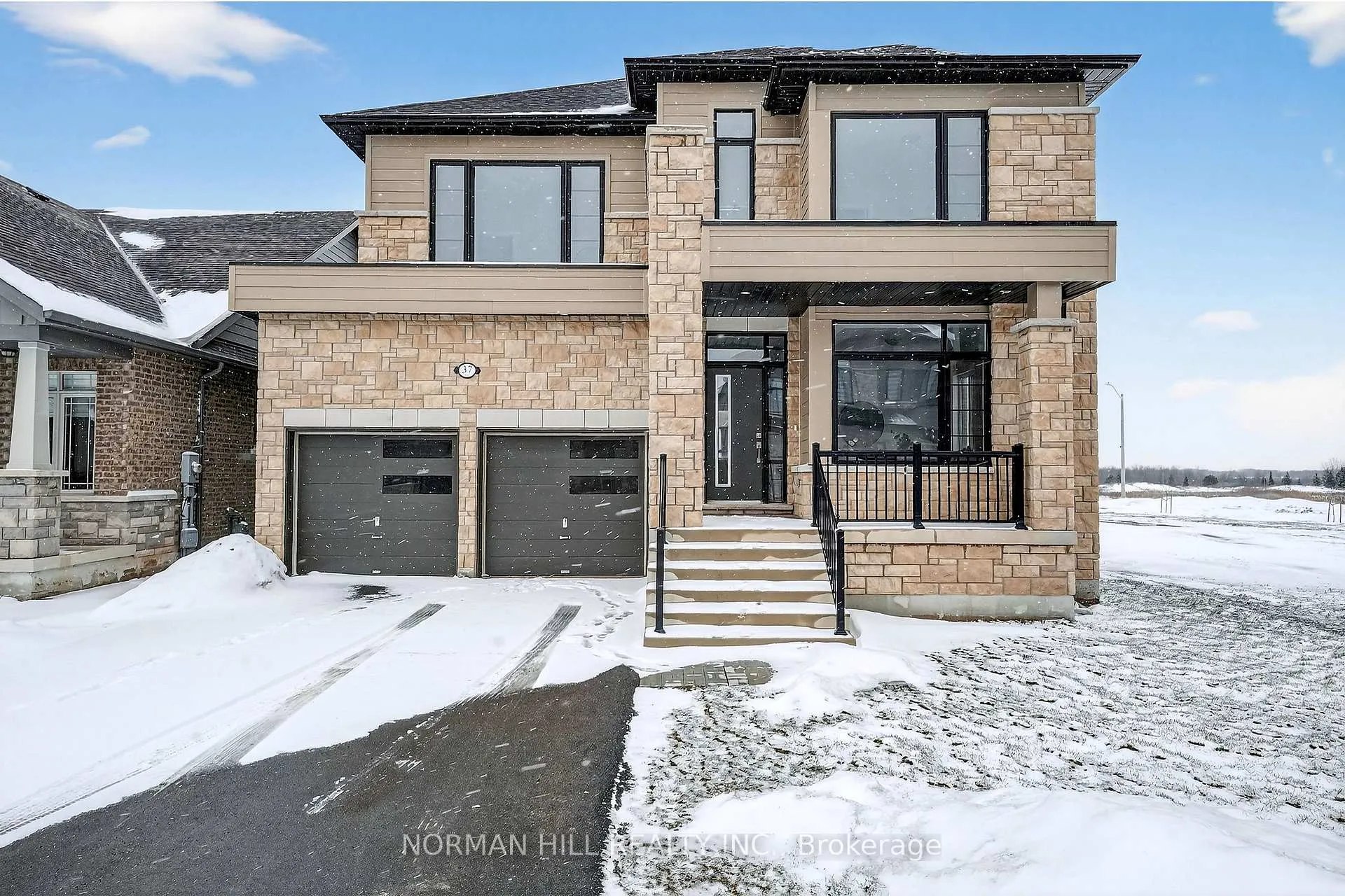 Photo 1 of 37 Shoreview Drive, Welland, Hwy 406/Welland — HOMEH