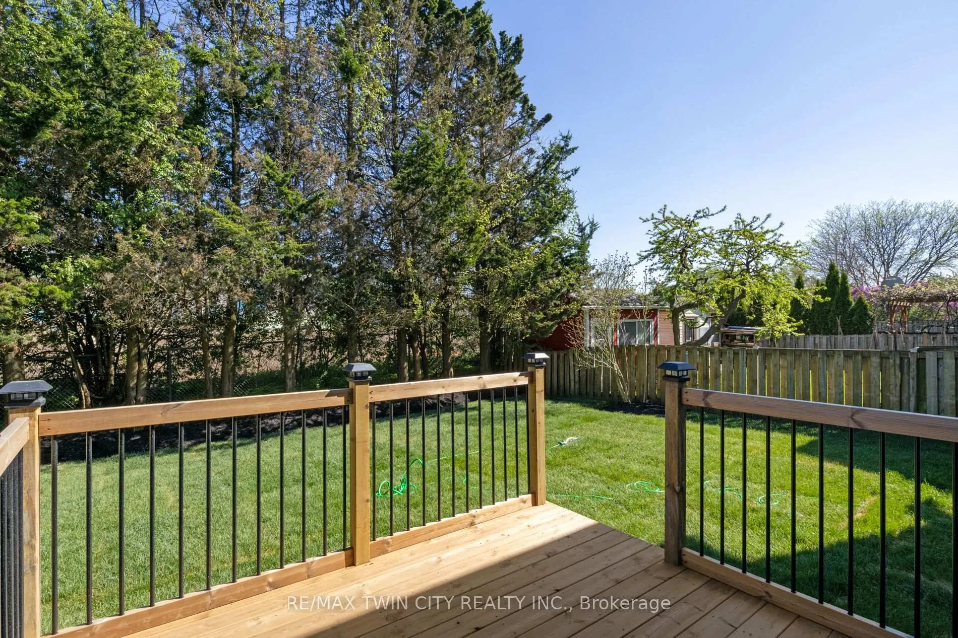 Photo 31 of 92 Scenic Wood Crescent, Kitchener — HOMEH