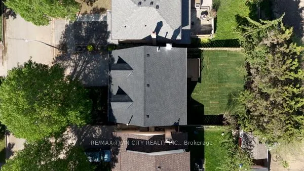Photo 32 of 92 Scenic Wood Crescent, Kitchener — HOMEH