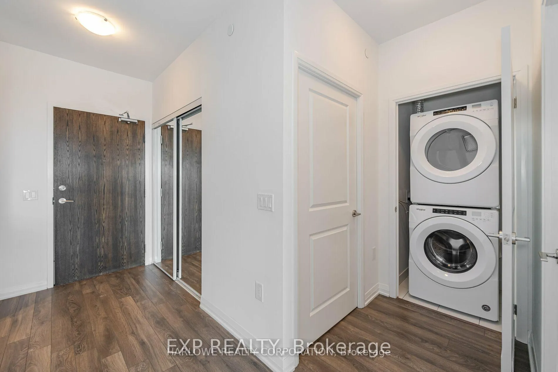 Photo 6 of Unit 513, 99 Eagle Rock Way, Vaughan, Rural Vaughan — HOMEH