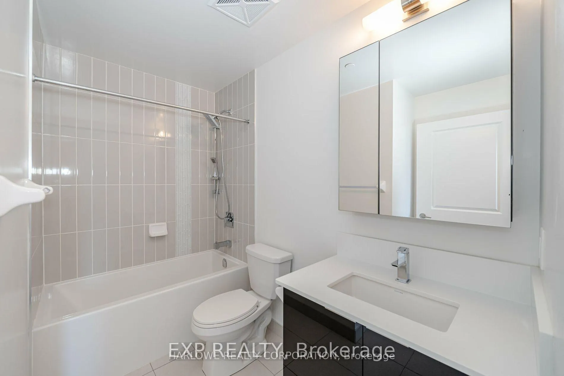 Photo 9 of Unit 513, 99 Eagle Rock Way, Vaughan, Rural Vaughan — HOMEH
