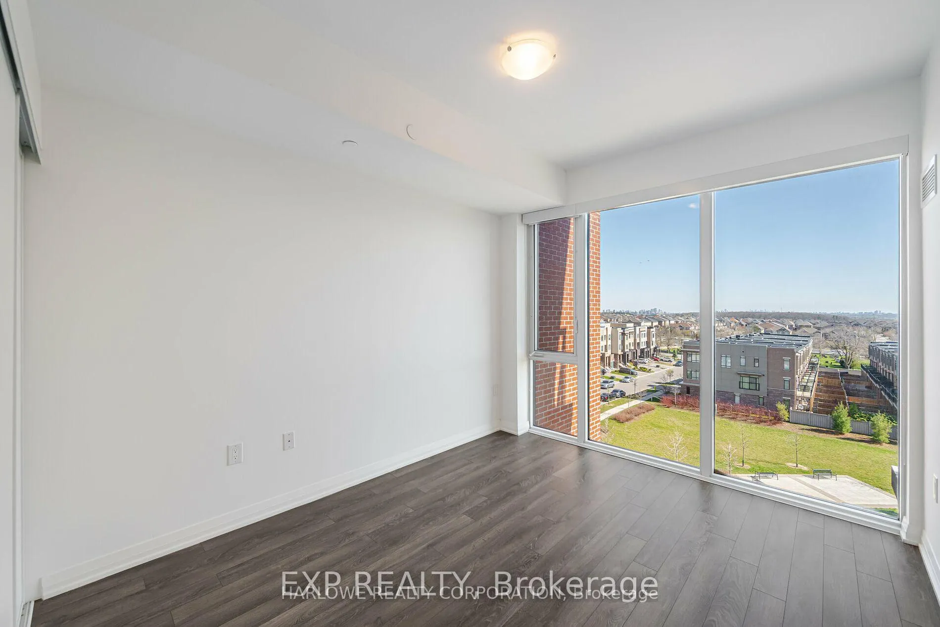 Photo 10 of Unit 513, 99 Eagle Rock Way, Vaughan, Rural Vaughan — HOMEH