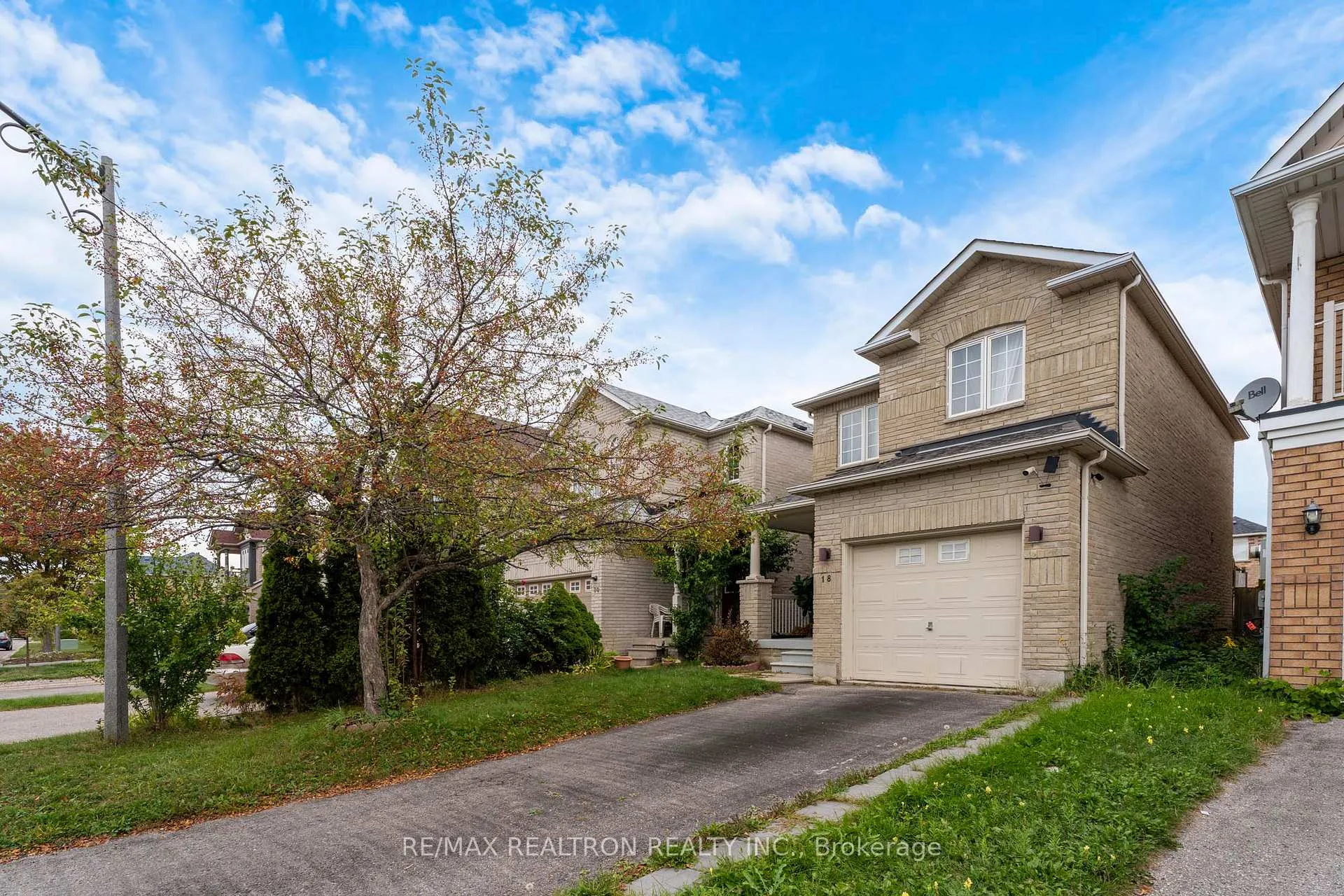 Photo 5 of 18 Beadle Drive, Ajax, South East — HOMEH