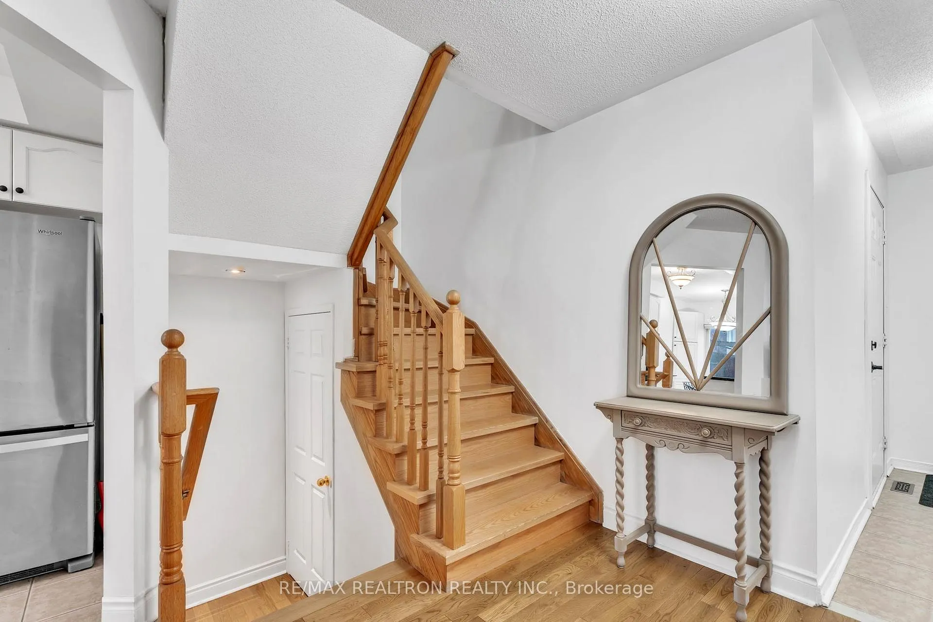 Photo 24 of 18 Beadle Drive, Ajax, South East — HOMEH