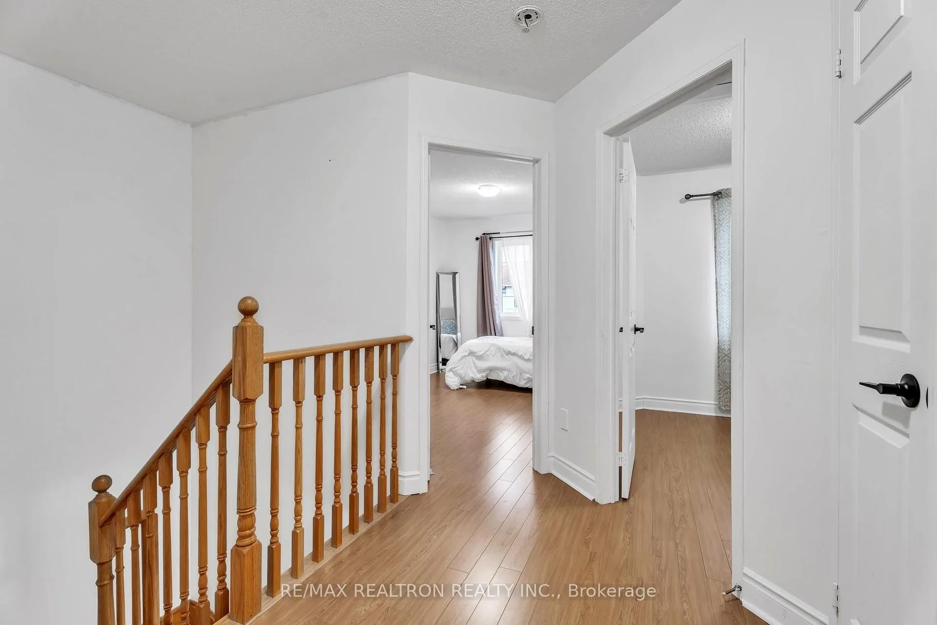 Photo 25 of 18 Beadle Drive, Ajax, South East — HOMEH