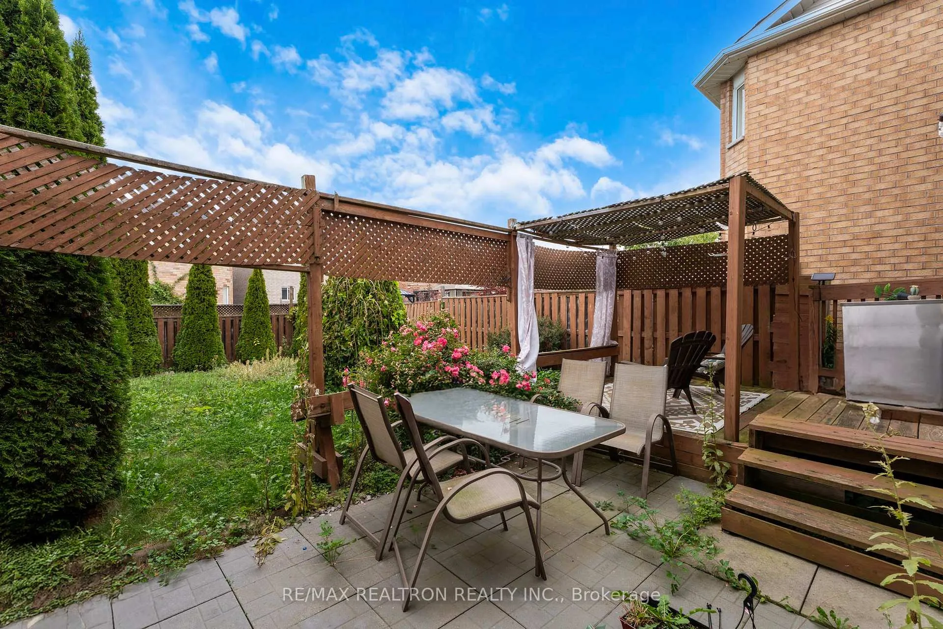 Photo 41 of 18 Beadle Drive, Ajax, South East — HOMEH