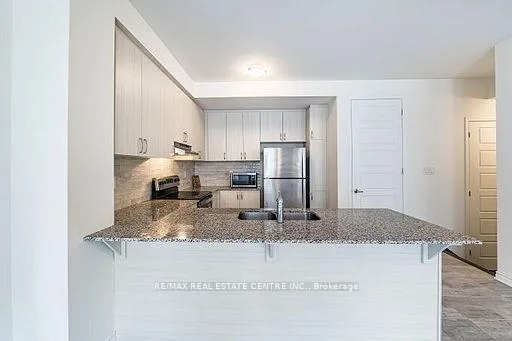 Photo 12 of 21 Melmar Street, Brampton, Northwest Brampton — HOMEH