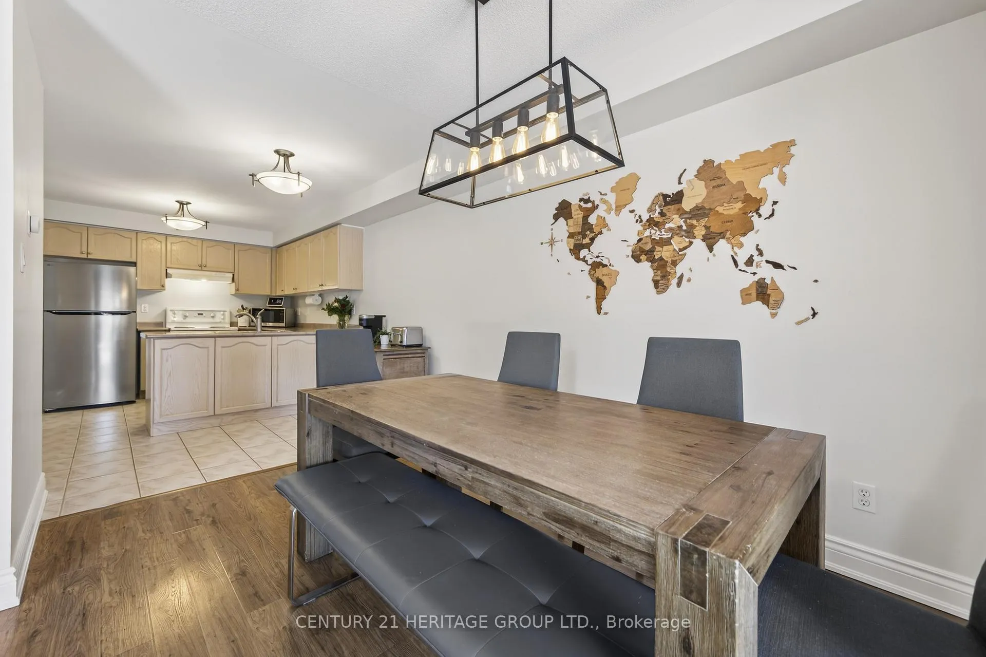 Photo 9 of 126 Glasgow Crescent, Georgina, Keswick South — HOMEH