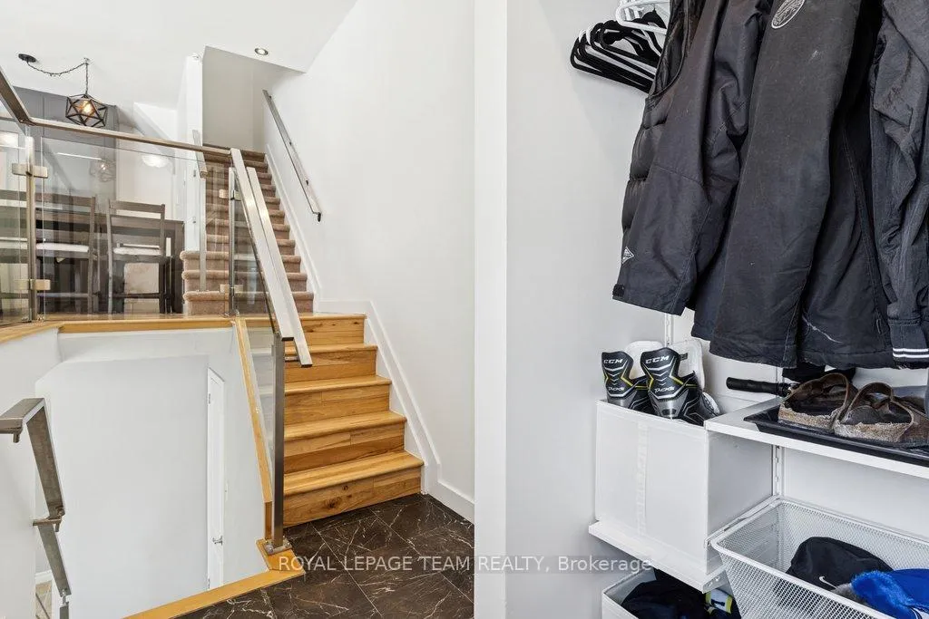 Photo 3 of Unit 109, 15b Forester Crescent, Ottawa, Westcliffe Estates — HOMEH