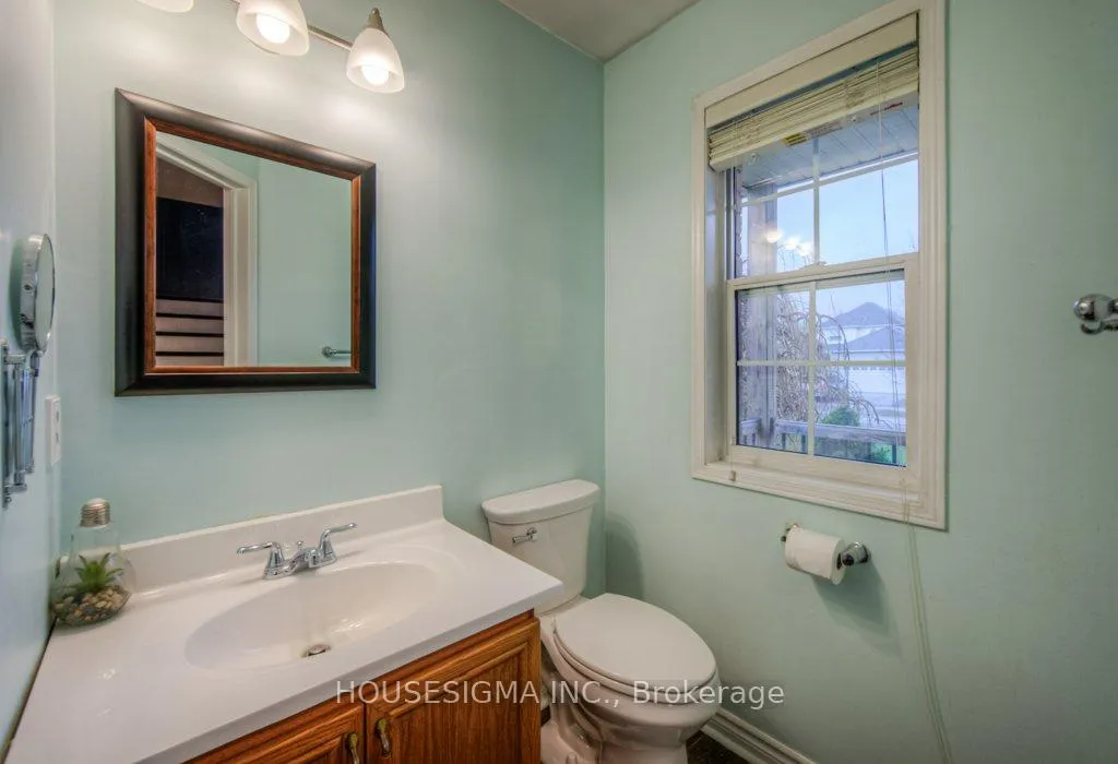 Photo 7 of 20 Hunt Street, North Dumfries — HOMEH