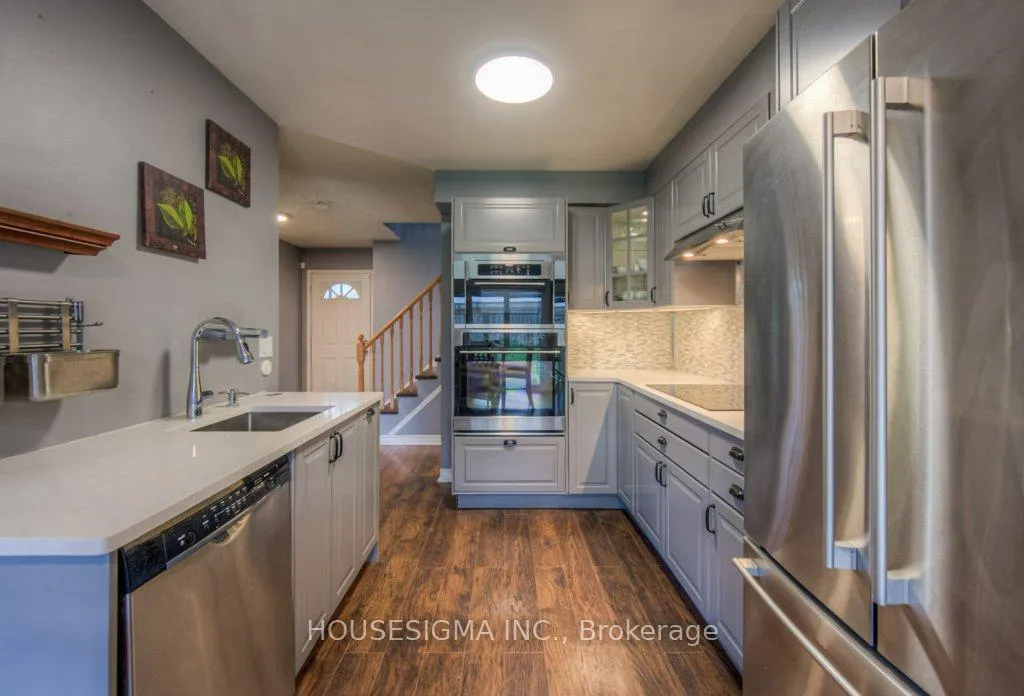 Photo 22 of 20 Hunt Street, North Dumfries — HOMEH