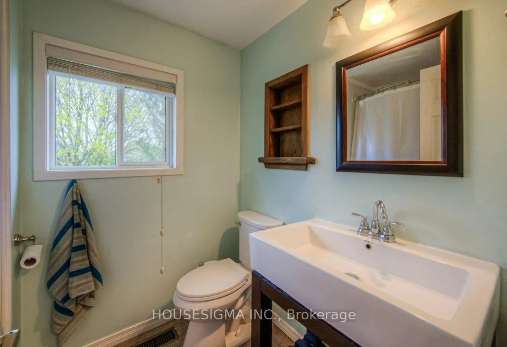 Photo 25 of 20 Hunt Street, North Dumfries — HOMEH