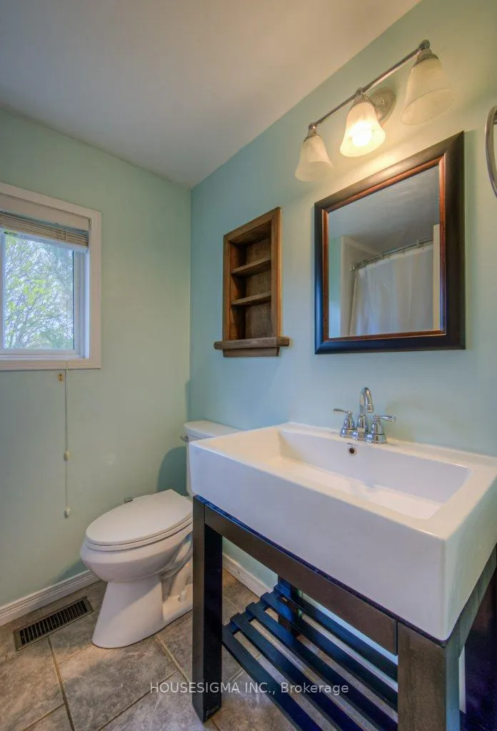 Photo 26 of 20 Hunt Street, North Dumfries — HOMEH