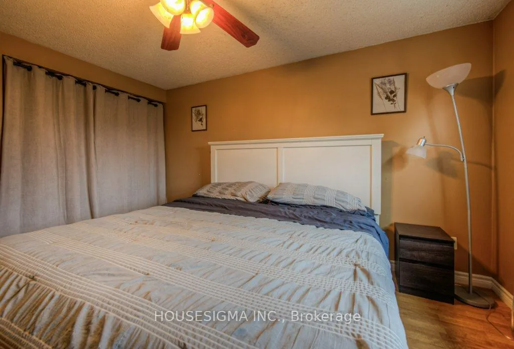 Photo 32 of 20 Hunt Street, North Dumfries — HOMEH