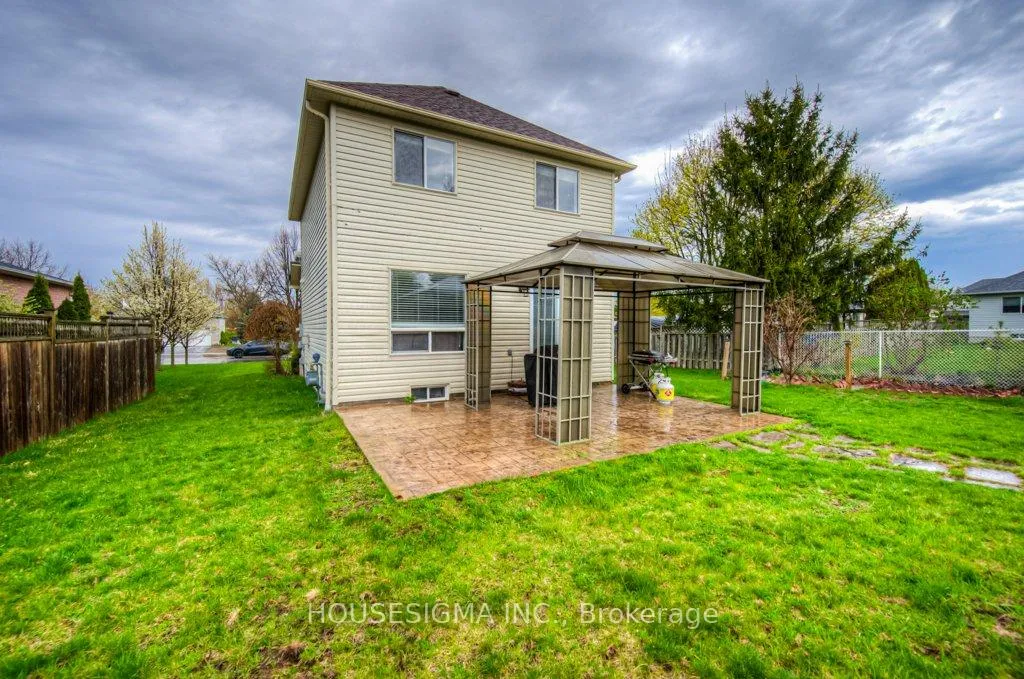 Photo 41 of 20 Hunt Street, North Dumfries — HOMEH