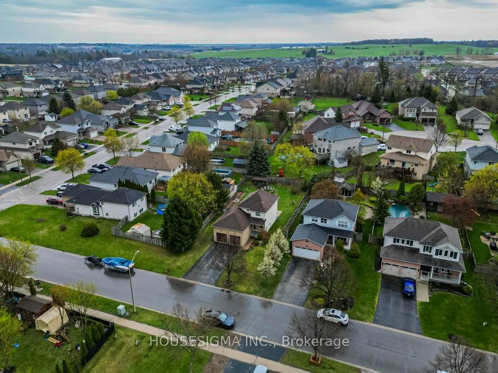 Photo 49 of 20 Hunt Street, North Dumfries — HOMEH
