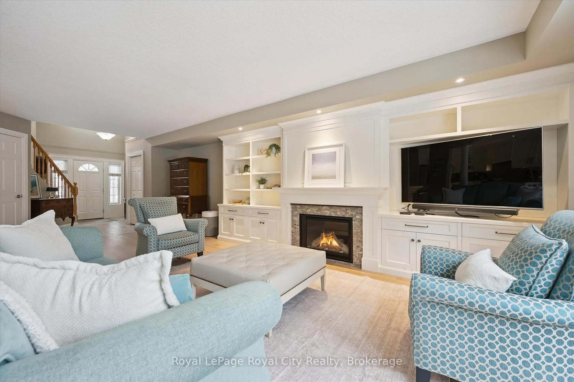 Photo 9 of 92 Marsh Crescent, Guelph, Pineridge/Westminster Woods — HOMEH