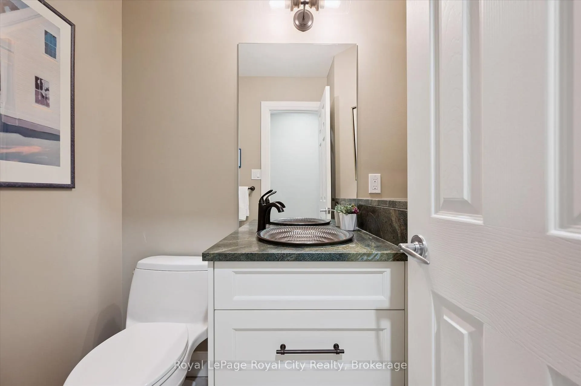 Photo 18 of 92 Marsh Crescent, Guelph, Pineridge/Westminster Woods — HOMEH