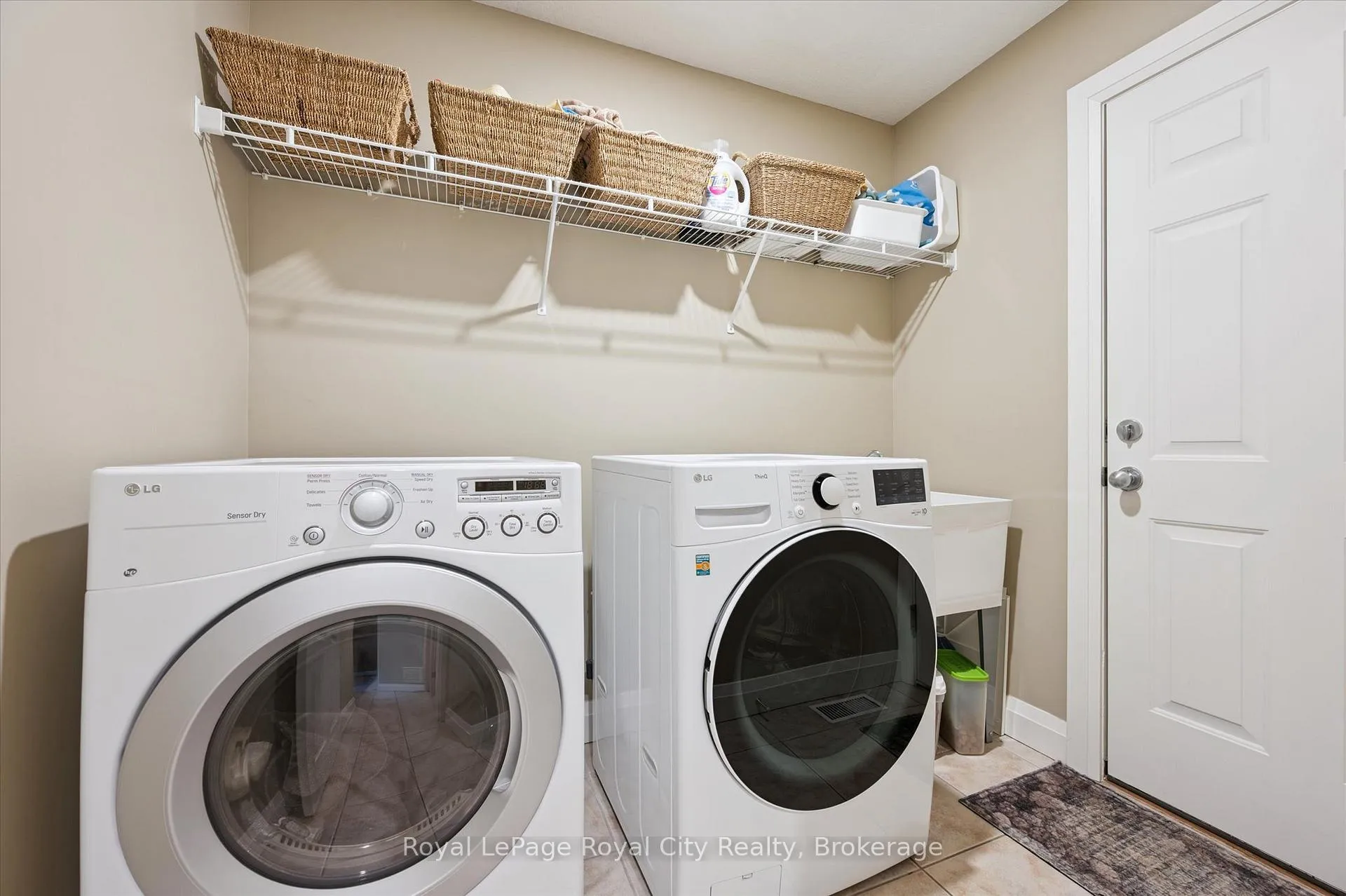 Photo 19 of 92 Marsh Crescent, Guelph, Pineridge/Westminster Woods — HOMEH
