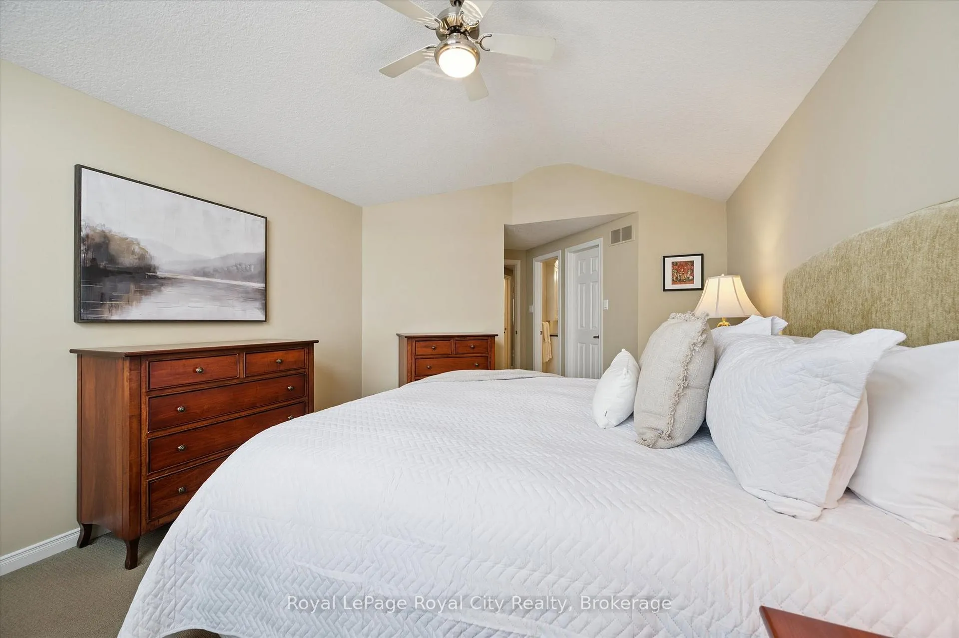 Photo 25 of 92 Marsh Crescent, Guelph, Pineridge/Westminster Woods — HOMEH
