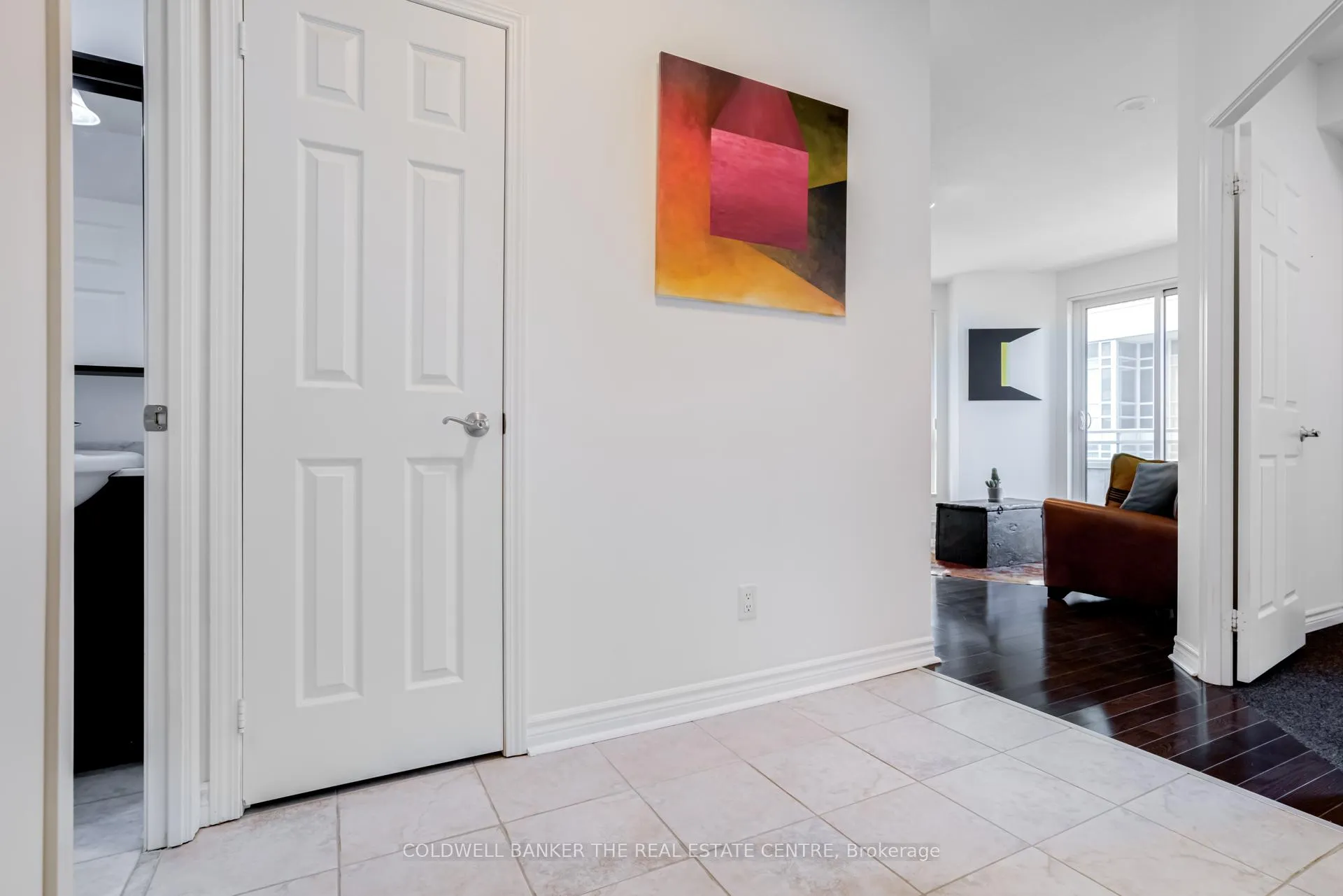 Photo 6 of Unit 310, 18 Holmes Avenue, North York, Willowdale East — HOMEH