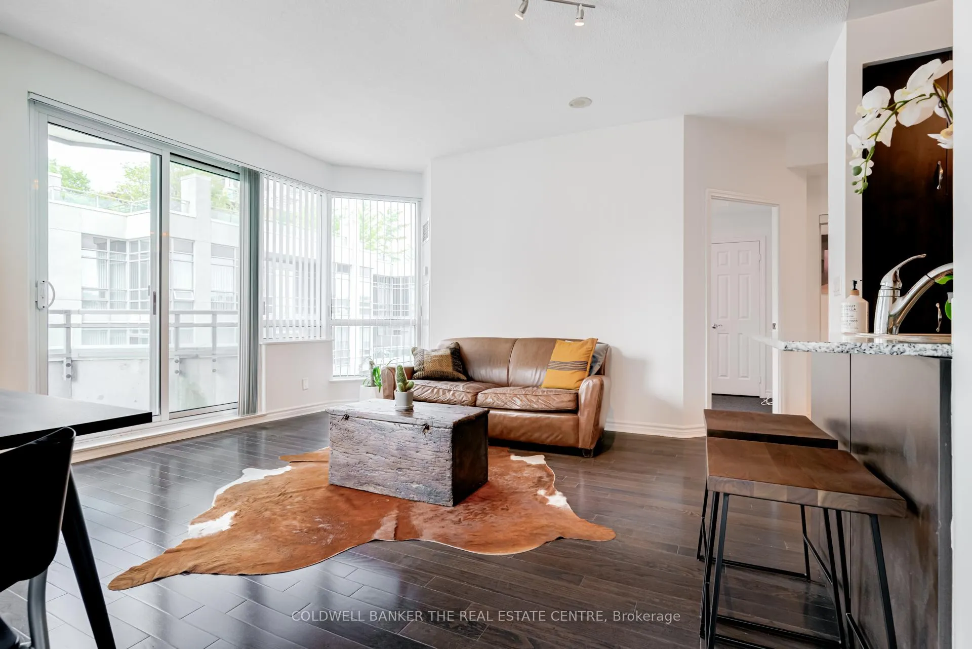 Photo 9 of Unit 310, 18 Holmes Avenue, North York, Willowdale East — HOMEH