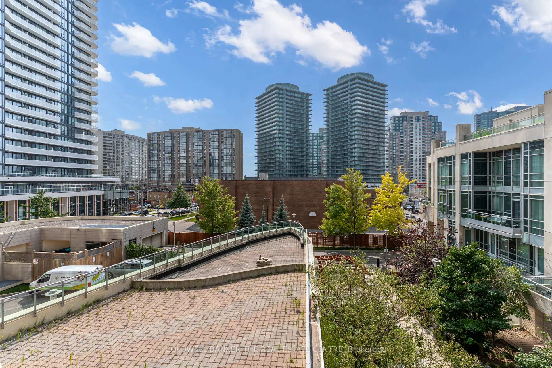 Photo 30 of Unit 310, 18 Holmes Avenue, North York, Willowdale East — HOMEH