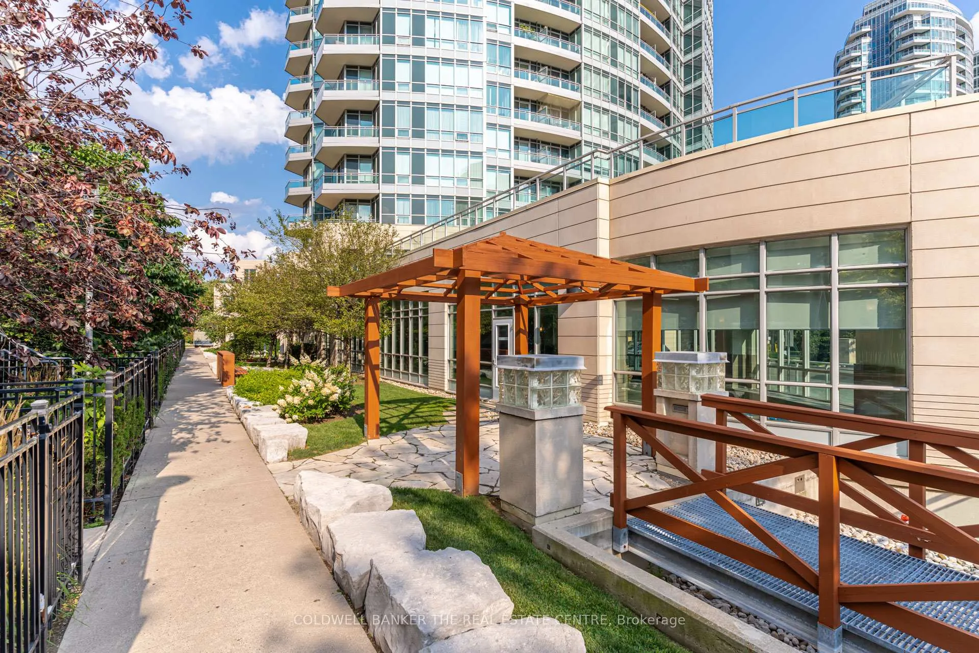Photo 36 of Unit 310, 18 Holmes Avenue, North York, Willowdale East — HOMEH