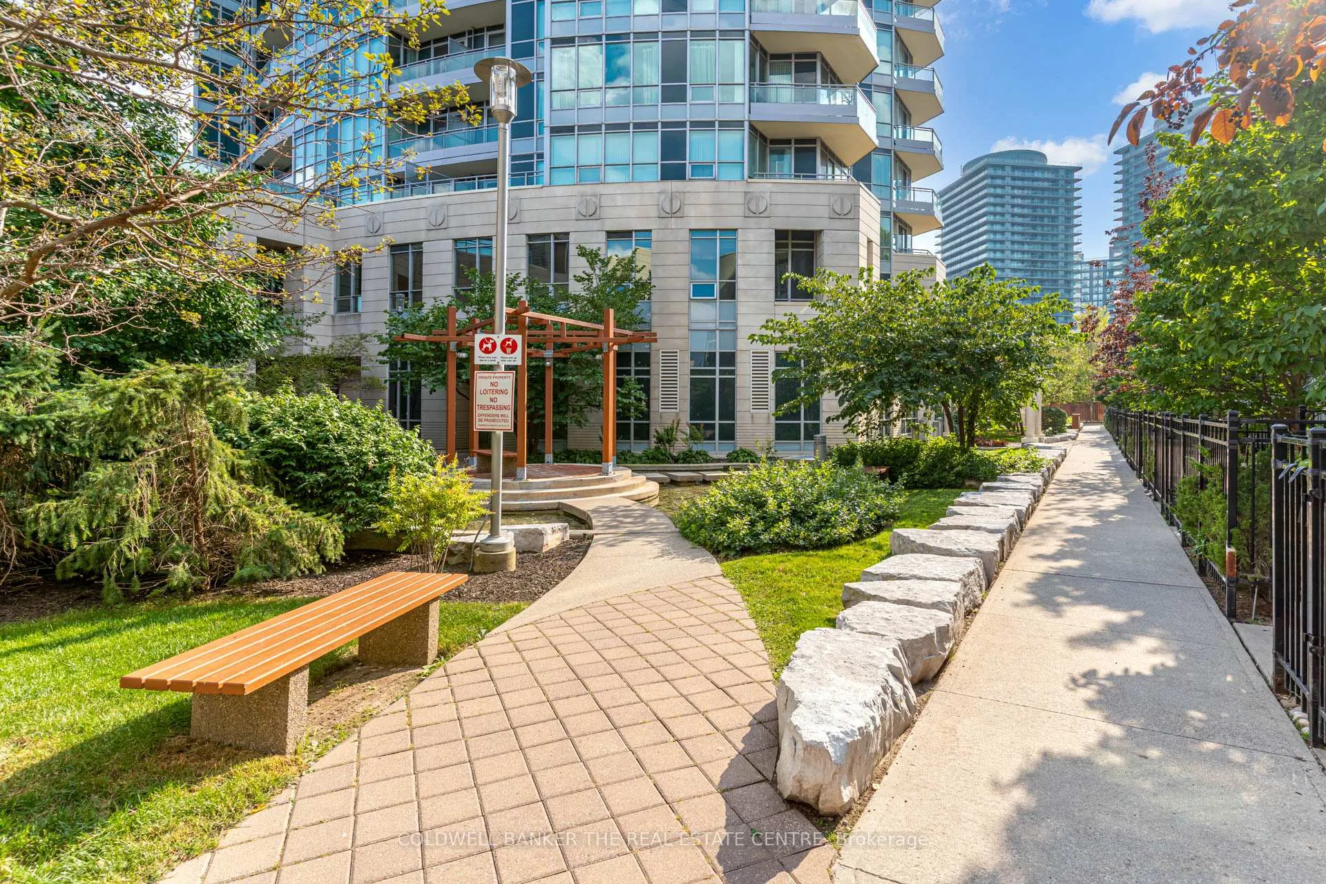 Photo 38 of Unit 310, 18 Holmes Avenue, North York, Willowdale East — HOMEH
