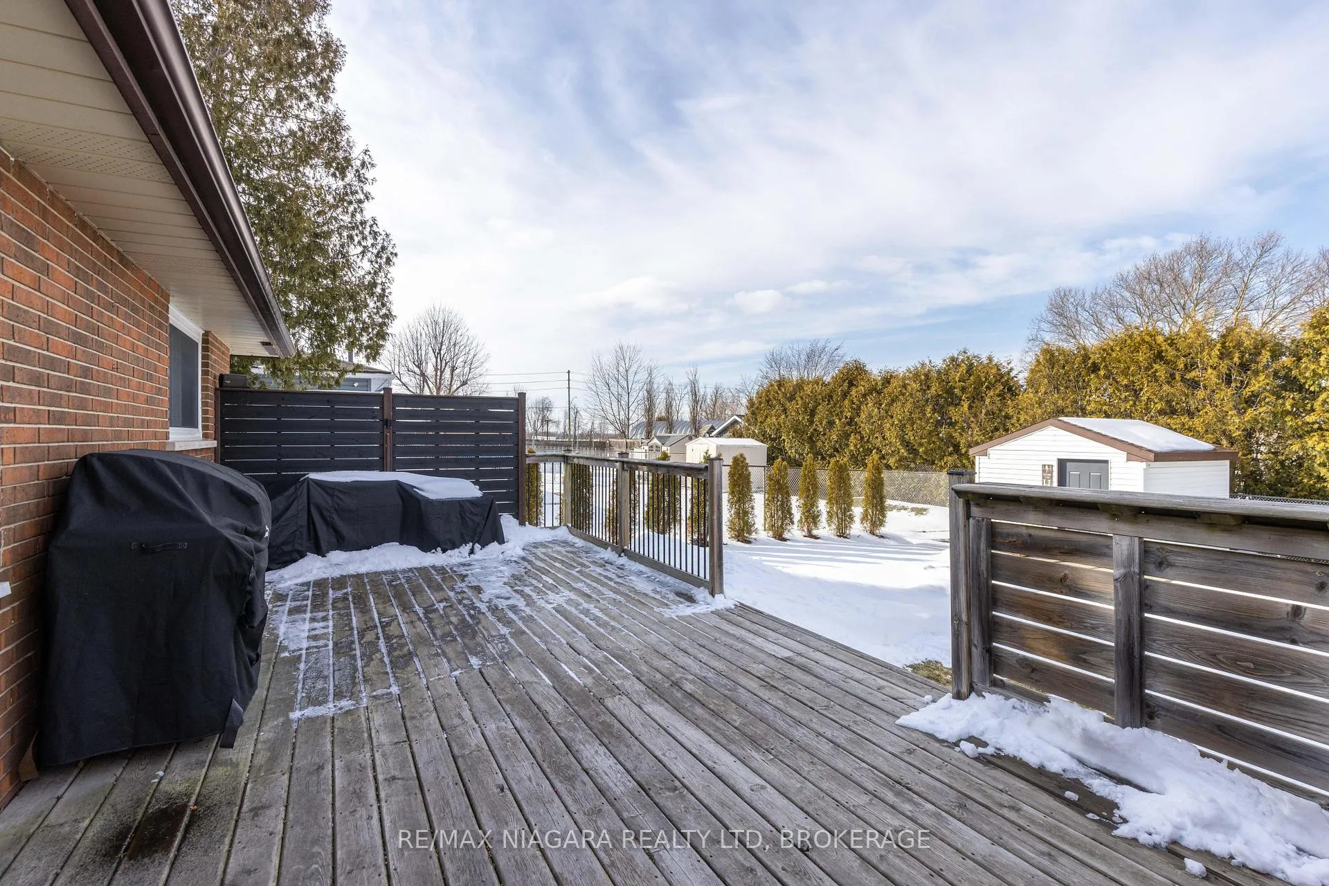 Photo 22 of 8225 Paddock Trail Drive, Niagara Falls, Ascot — HOMEH