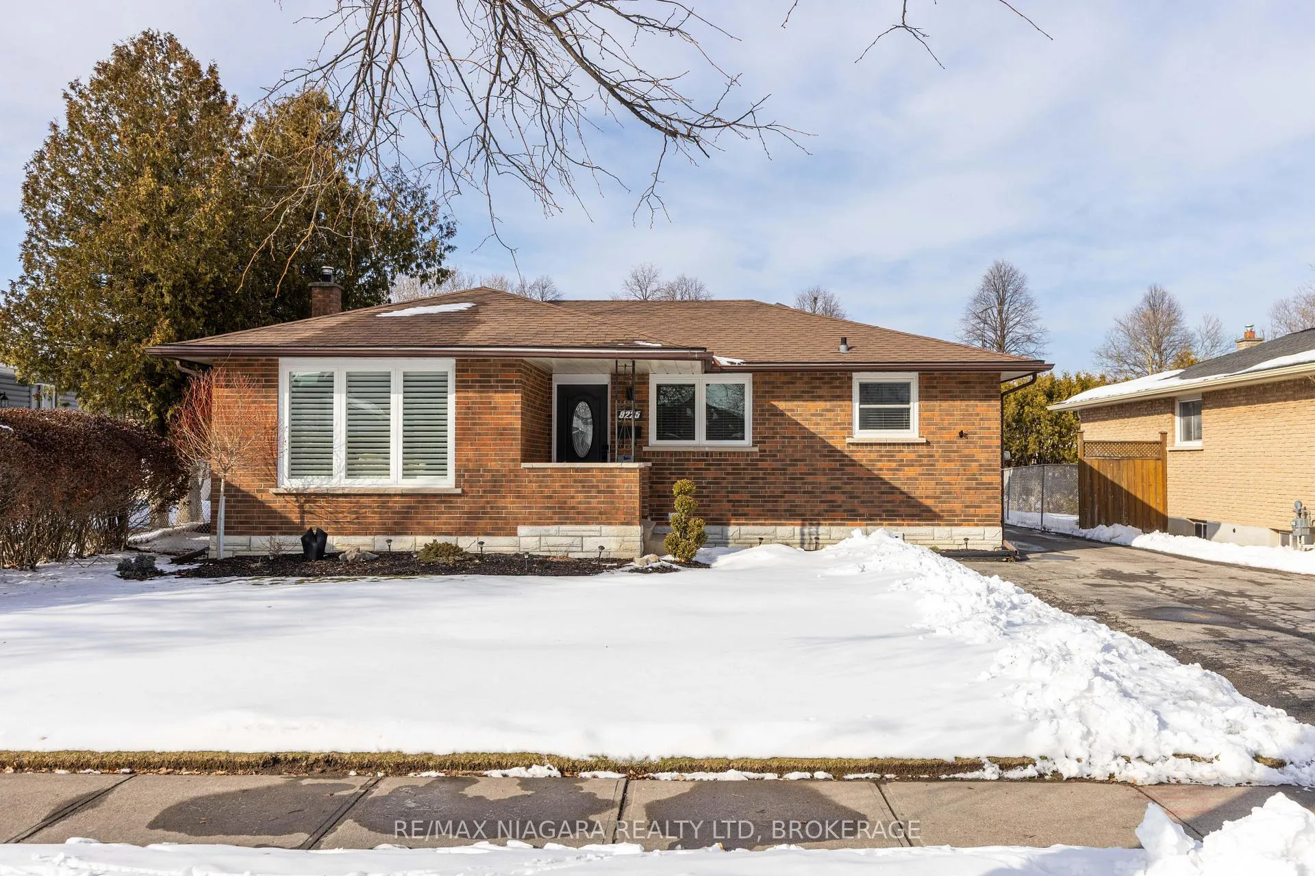 Photo 30 of 8225 Paddock Trail Drive, Niagara Falls, Ascot — HOMEH
